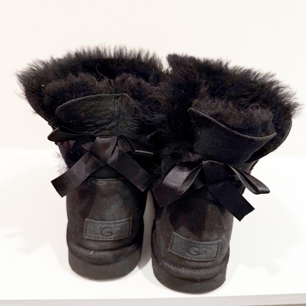 UGG Bailey Bow Mini - Picture 5 of 9